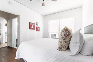 320 W Canty St, Dallas, TX 75208 - Photo 3