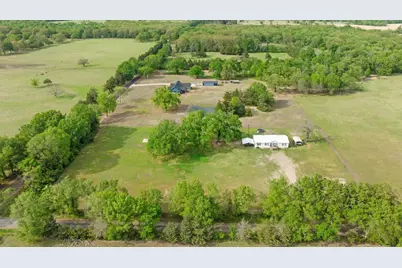 81 County Road 44880, Blossom, TX 75416 - Photo 1
