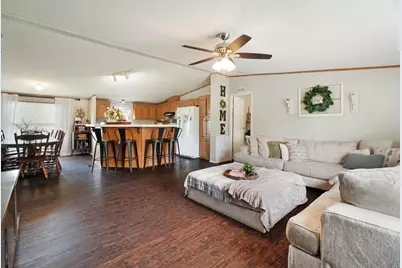 81 County Road 44880, Blossom, TX 75416 - Photo 5