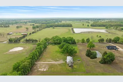 81 County Road 44880, Blossom, TX 75416 - Photo 19
