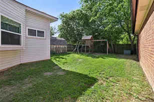 4710 Poppy Dr E, Fort Worth, TX 76137 - Photo 29