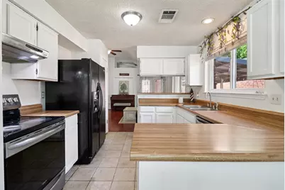 4710 Poppy Drive E, Fort Worth, TX 76137 - Photo 15