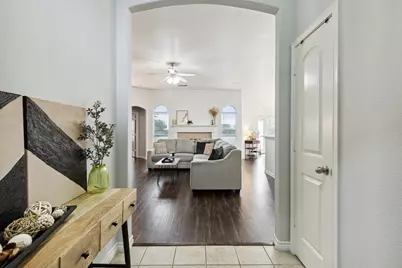 707 Bayshore Drive, Mansfield, TX 76063 - Photo 3