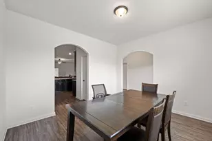 719 Milas Ln, Glenn Heights, TX 75154 - Photo 7