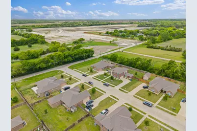 719 Milas Lane, Glenn Heights, TX 75154 - Photo 25