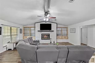 231 Cedarwood Dr, Enchanted Oaks, TX 75156 - Photo 13