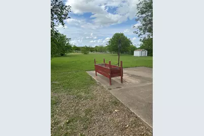 200 Earle Road, Hewitt, TX 76643 - Photo 3