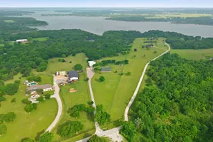 465 Emberson Ranch Rd, Pilot Point, TX 76258 - Photo 3