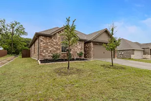 1818 Pecan Vly Dr, Kaufman, TX 75142 - Photo 23