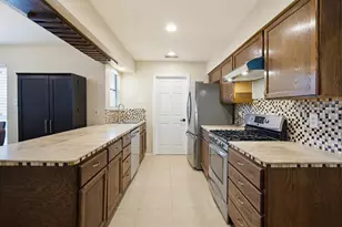 2127 Tampico Dr, Carrollton, TX 75006 - Photo 3