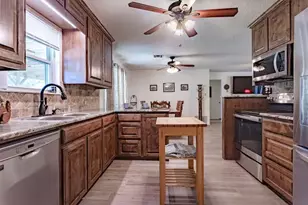 107 Camino del Rosas, Woodway, TX 76712 - Photo 5