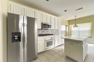 1905 Meera Ln, Mansfield, TX 76063 - Photo 5