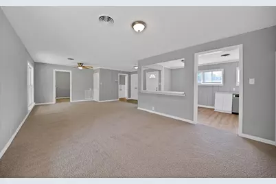 109 Brookhollow Drive, Terrell, TX 75160 - Photo 9