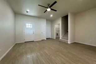 417 W Dulin St, Sherman, TX 75090 - Photo 7