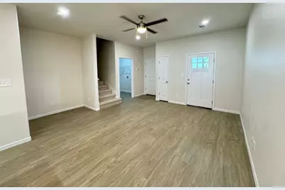 419 W Dulin Street #419, Sherman, TX 75090 - Photo 5