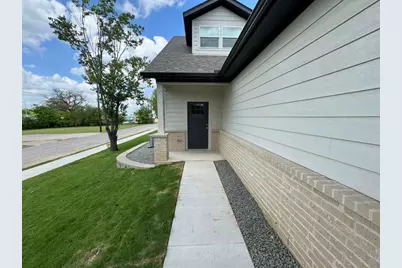 419 W Dulin Street #419, Sherman, TX 75090 - Photo 3