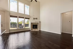 302 DayLily Dr, Wylie, TX 75098 - Photo 1