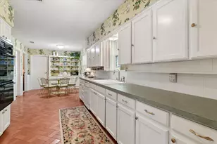 3302 Peachtree Ln, Pantego, TX 76013 - Photo 11