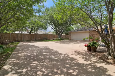 3302 Peachtree Lane, Pantego, TX 76013 - Photo 31