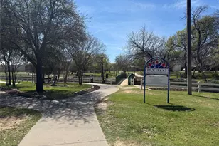 3302 Peachtree Ln, Pantego, TX 76013 - Photo 35