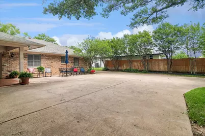 3302 Peachtree Lane, Pantego, TX 76013 - Photo 29