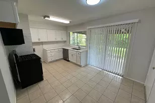 314 W Shaw St, Duncanville, TX 75137 - Photo 3