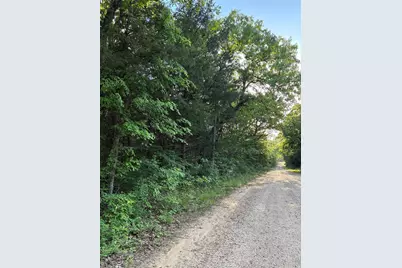 2900 Mc Burnett Dr, Honey Grove, TX 75446 - Photo 3