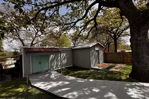 3020 Delaware Trail, Lake Worth, TX 76135 - Photo 23