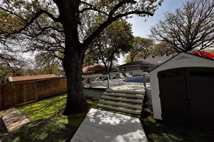 3020 Delaware Trail, Lake Worth, TX 76135 - Photo 17