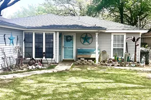 3020 Delaware Trail, Lake Worth, TX 76135 - Photo 1