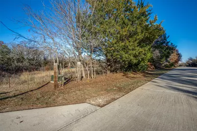 403 Woodland Drive, Copper Canyon, TX 75077 - Photo 9