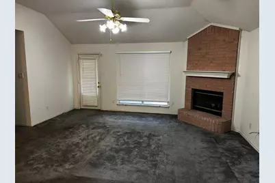 2836 Saint Johns Avenue, Lancaster, TX 75146 - Photo 3