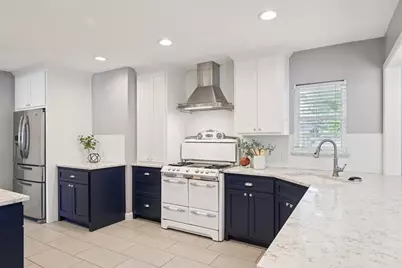 2403 W Colorado Boulevard, Dallas, TX 75211 - Photo 11