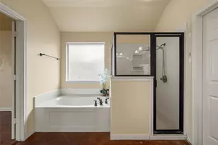 2524 Riders Way, Waco, TX 76712 - Photo 15