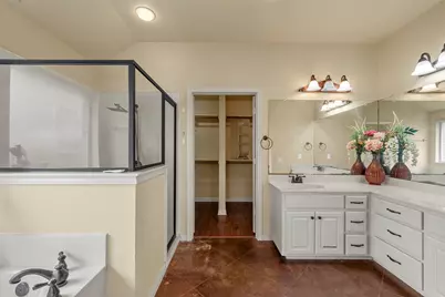 2524 Riders Way, Waco, TX 76712 - Photo 13