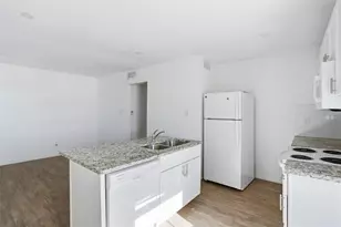 901 Bessie St, Fort Worth, TX 76104 - Photo 5