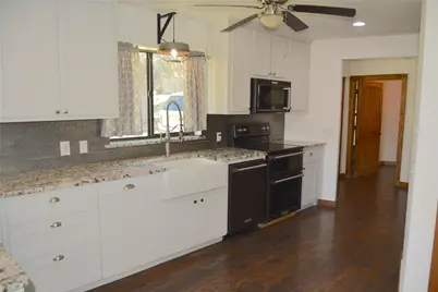 196 Crowfoot Lane, Whitney, TX 76692 - Photo 21