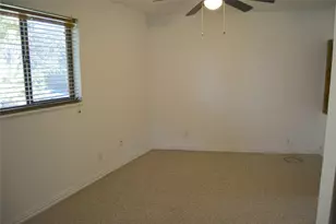 196 Crowfoot Ln, Whitney, TX 76692 - Photo 35