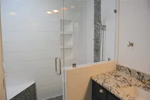 196 Crowfoot Ln, Whitney, TX 76692 - Photo 17