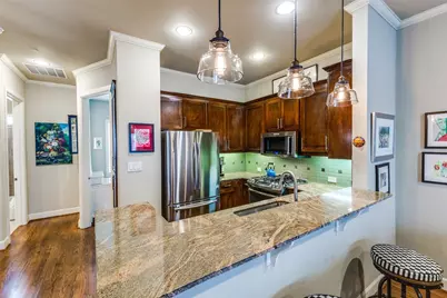 7333 Valley View Lane #304, Dallas, TX 75240 - Photo 7