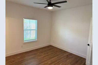 202 Pine Street, Bonham, TX 75418 - Photo 13