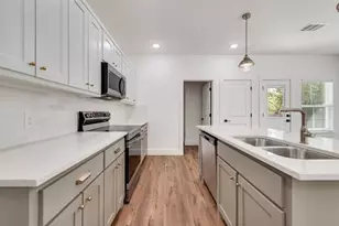 202 Pine St, Bonham, TX 75418 - Photo 11