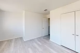 6031 Susanna Dr, Grand Prairie, TX 75052 - Photo 15