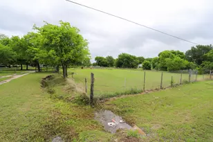 180 Soules Cir, Bruceville Eddy, TX 76524 - Photo 9