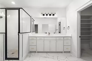 105 & 107 Runaway Bay Dr, Runaway Bay, TX 76426 - Photo 15