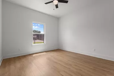 105 & 107 Runaway Bay Drive, Runaway Bay, TX 76426 - Photo 21