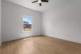 105 & 107 Runaway Bay Dr, Runaway Bay, TX 76426 - Photo 21