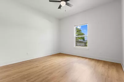 105 & 107 Runaway Bay Drive, Runaway Bay, TX 76426 - Photo 19