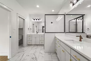 105 & 107 Runaway Bay Dr, Runaway Bay, TX 76426 - Photo 17