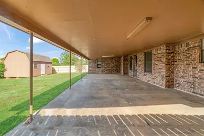 2815 Ballard Drive, Paris, TX 75460 - Photo 19